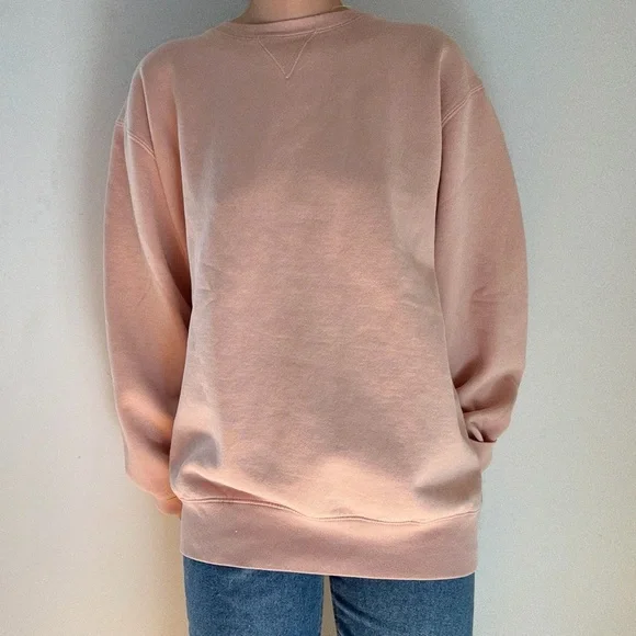 Brandy Melville Erica Sweatshirt - Picture 2 of 5